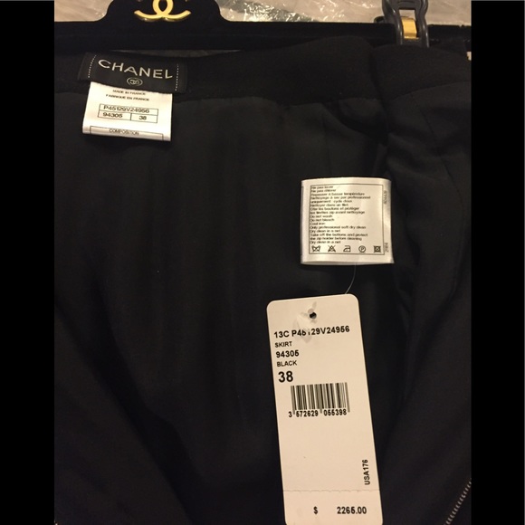 Chanel Zip Front Skirt - Picture 5 of 14